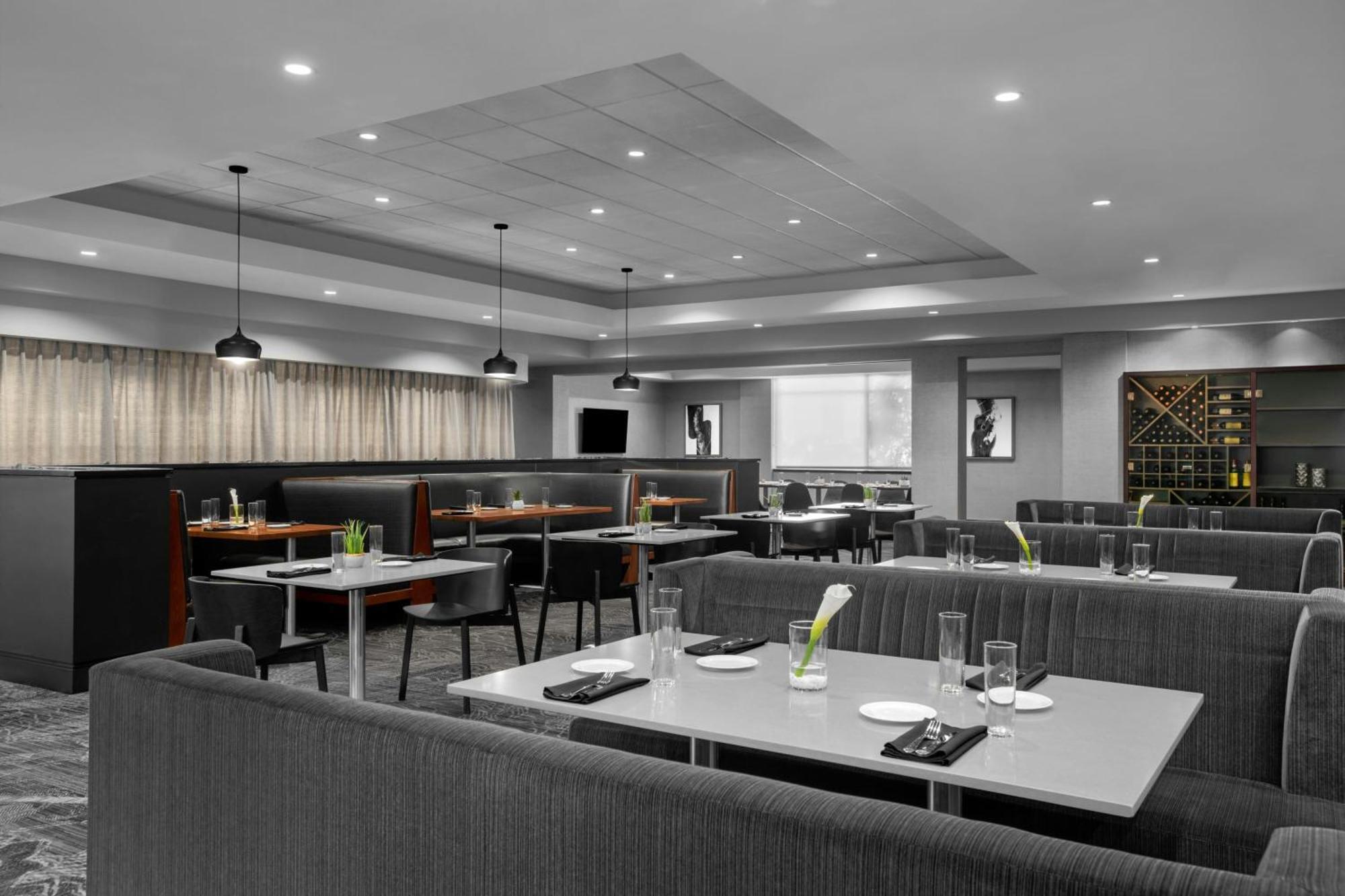 Renaissance Indianapolis North Hotel Carmel Bagian luar foto
