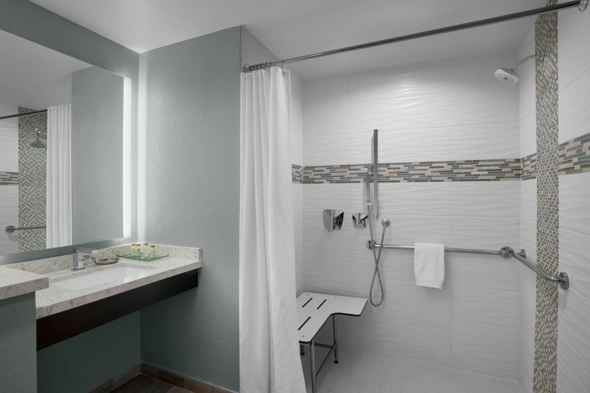 Renaissance Indianapolis North Hotel Carmel Bagian luar foto