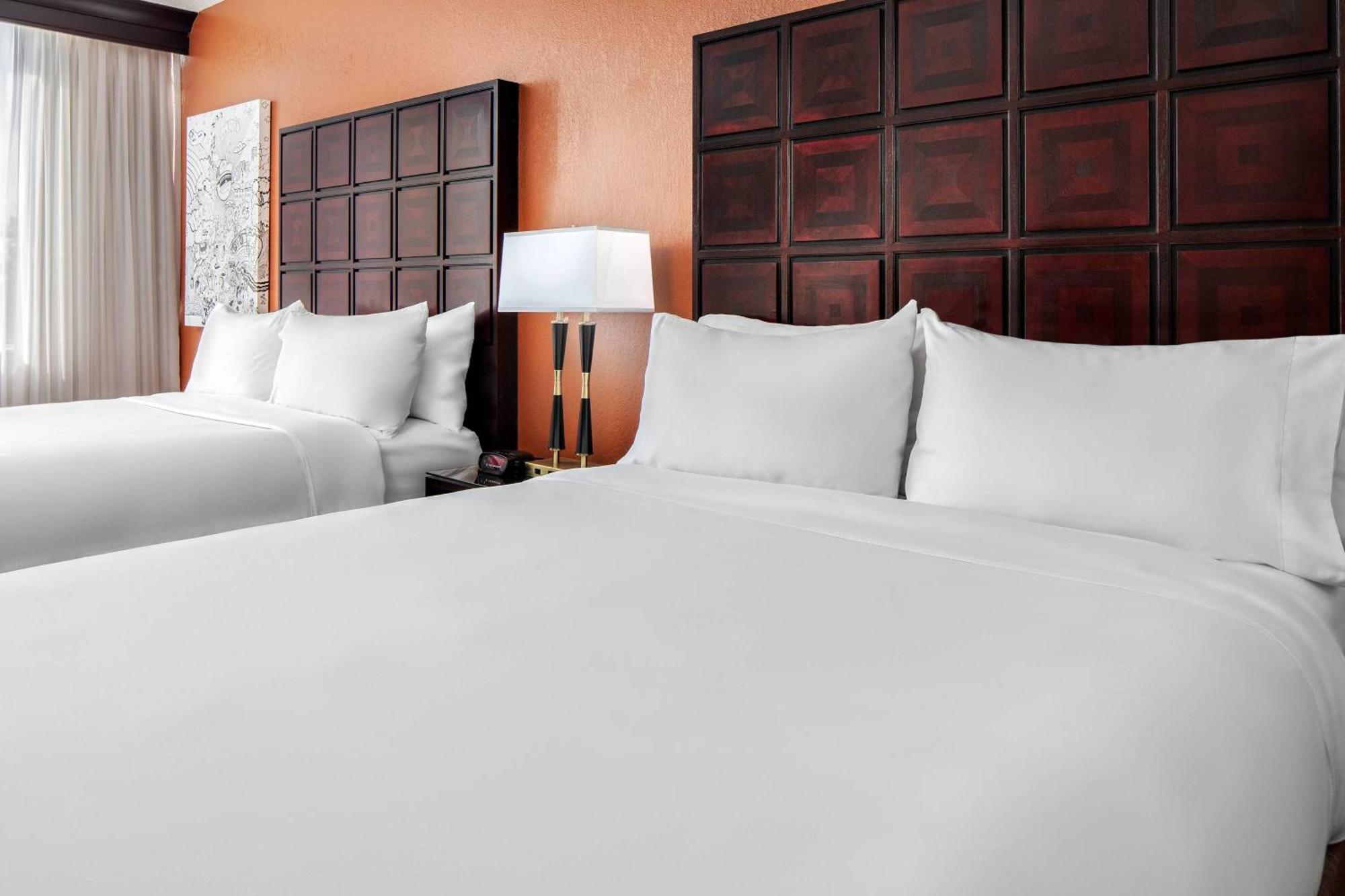 Renaissance Indianapolis North Hotel Carmel Bagian luar foto