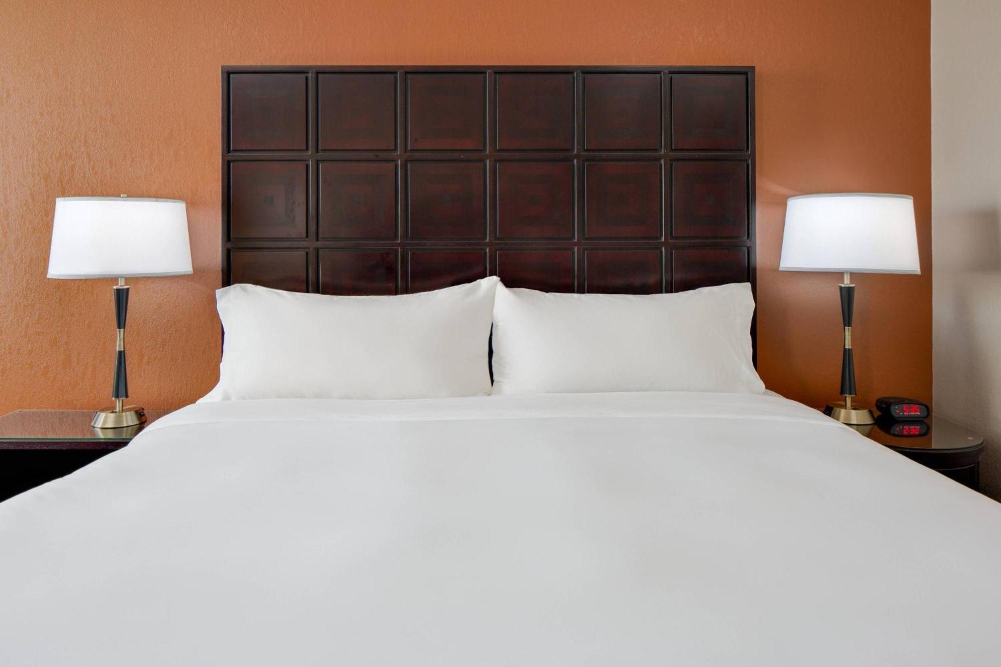 Renaissance Indianapolis North Hotel Carmel Bagian luar foto