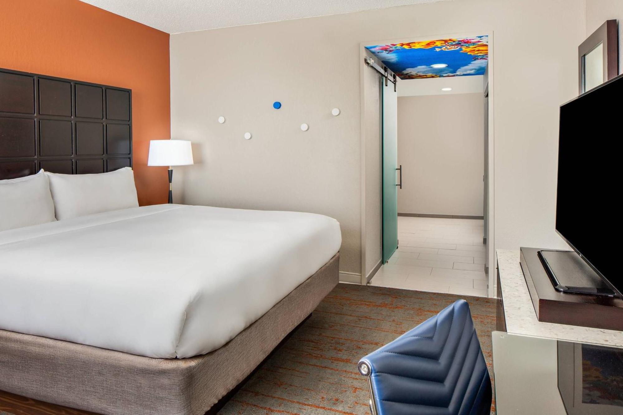Renaissance Indianapolis North Hotel Carmel Bagian luar foto